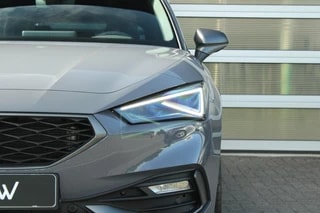 Thumbnail Mobil 10