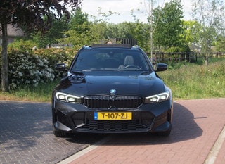 Thumbnail Mobil 6
