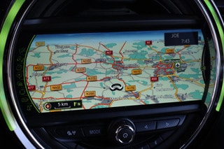 Thumbnail Mobil 7