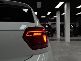 Thumbnail Mobil 8