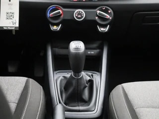 Thumbnail Mobil 10