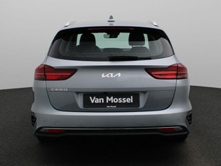 Thumbnail Mobil 6