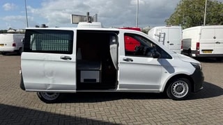 Thumbnail Mobil 5