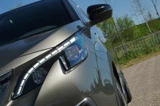Thumbnail Mobil 9
