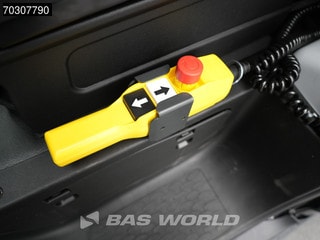 Thumbnail Mobil 9