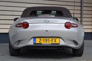 Thumbnail Mobil 8