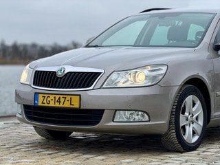 Thumbnail Mobil 9