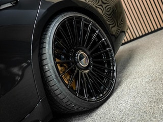 Thumbnail Mobil 10
