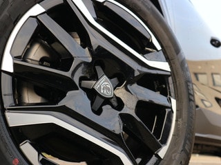 Thumbnail Mobil 4