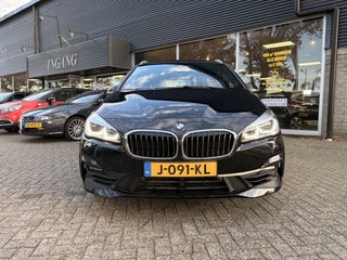 Thumbnail Mobil 8