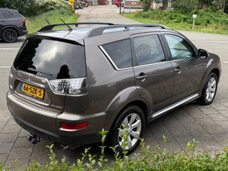 Thumbnail Mobil 8