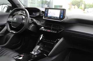 Thumbnail Mobil 6
