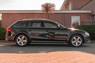 Thumbnail Mobil 3