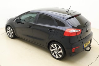 Thumbnail Mobil 4