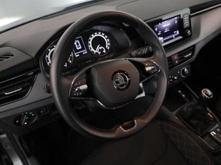 Thumbnail Mobil 6