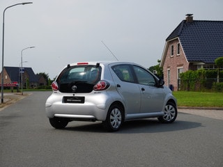 Thumbnail Mobil 7
