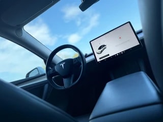 Thumbnail Mobil 3