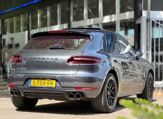 Thumbnail Mobil 8
