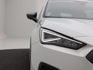 Thumbnail Mobil 10