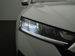Thumbnail Mobil 10