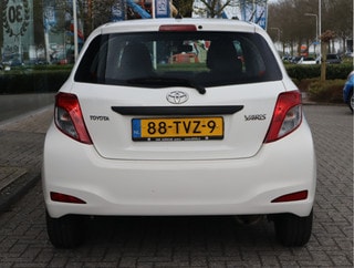 Thumbnail Mobil 9