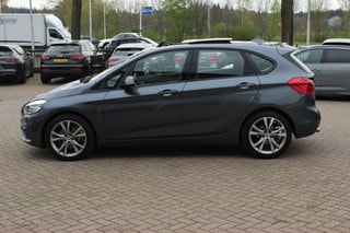 Thumbnail Mobil 6