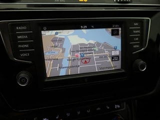 Thumbnail Mobil 8