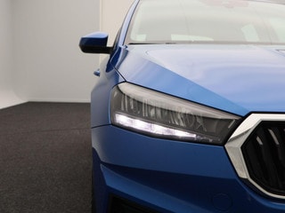 Thumbnail Mobil 8