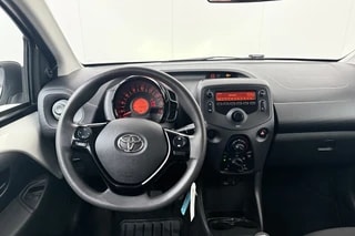 Thumbnail Mobil 8