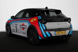 Thumbnail Mobil 4