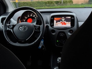 Thumbnail Mobil 3