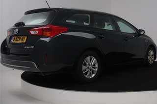 Thumbnail Mobil 10