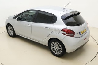 Thumbnail Mobil 4