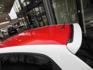 Thumbnail Mobil 8
