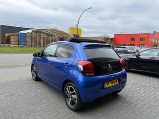 Thumbnail Mobil 8