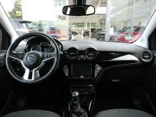 Thumbnail Mobil 8