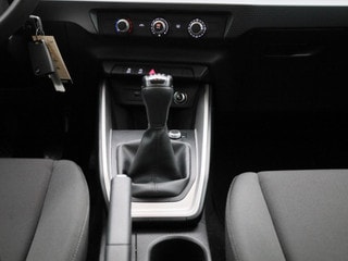 Thumbnail Mobil 10
