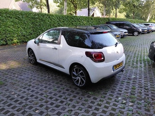 Thumbnail Mobil 4