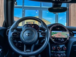Thumbnail Mobil 6