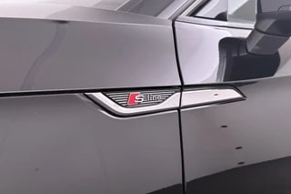 Thumbnail Mobil 8