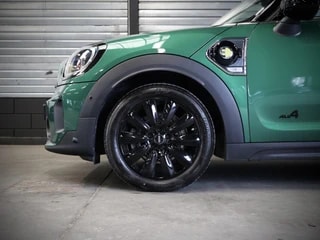 Thumbnail Mobil 9