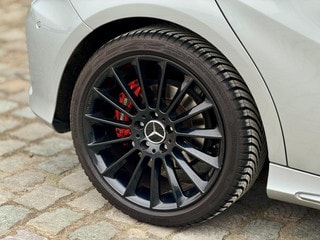 Thumbnail Mobil 6