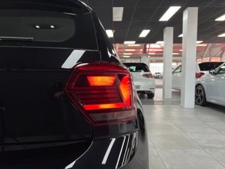 Thumbnail Mobil 9