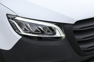 Thumbnail Mobil 10