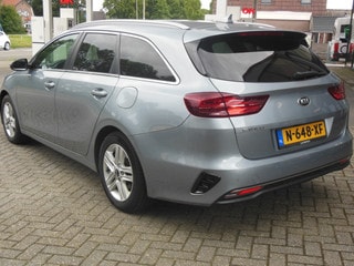 Thumbnail Mobil 6