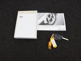 Thumbnail Mobil 4