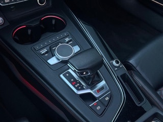 Thumbnail Mobil 10