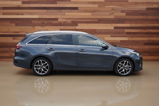 Thumbnail Mobil 6