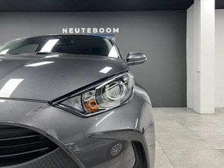 Thumbnail Mobil 8