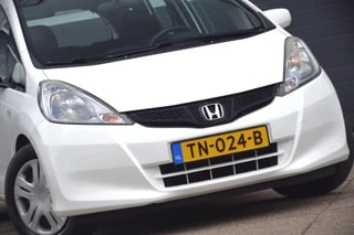 Thumbnail Mobil 3